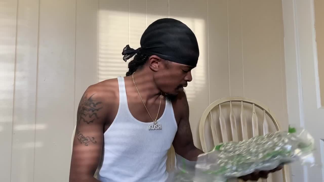 How To Break Down A Pound With TheGod Joe Kush